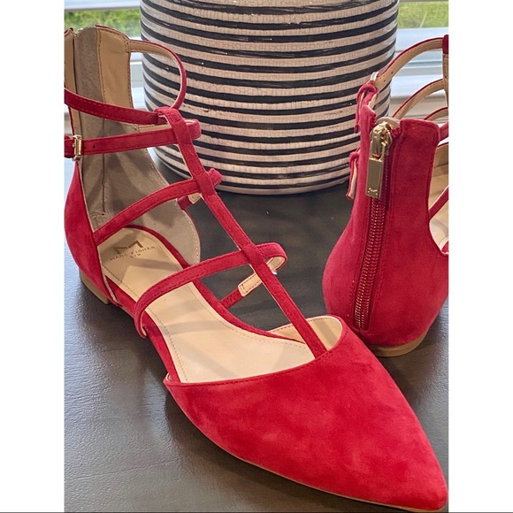 Caged Flat Shoe - Picture 9 of 10